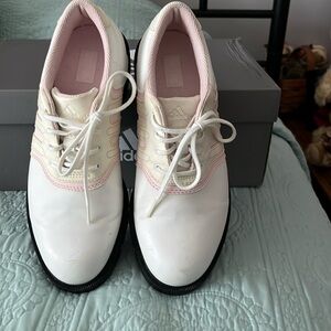 Adidas X-Traxion Ladies Golf Shoe size 7. EUC.